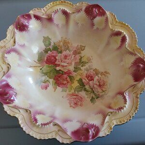 RS Prussia collector's serving bowl